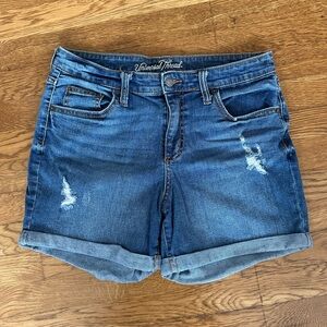 Universal Thread Mid-rise Boyfriend Shorts 10
